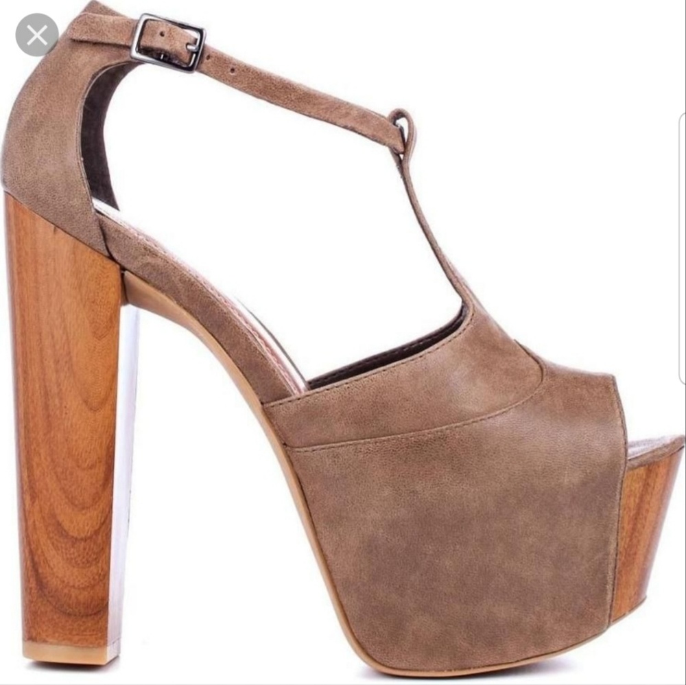 Jessica Simpson Dany Platform